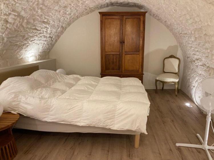 Les Matelles : Charmant Logement En Pierres Buitenkant foto